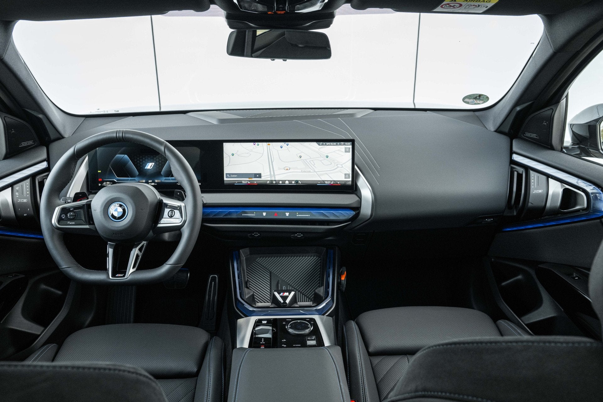 BMW X3 30e xDrive M Sport Automaat / Panoramadak / Sportstoe, Auto's, Automaat, Gebruikt, 4 cilinders, Origineel Nederlands