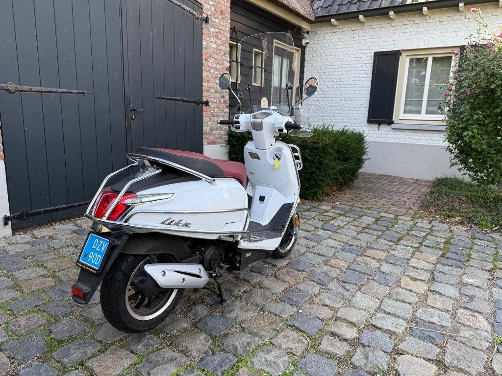 Kymco New Like snor wit 2020 | 301 km | vol opties | ZGAN, Ophalen, Zo goed als nieuw, Like, Benzine