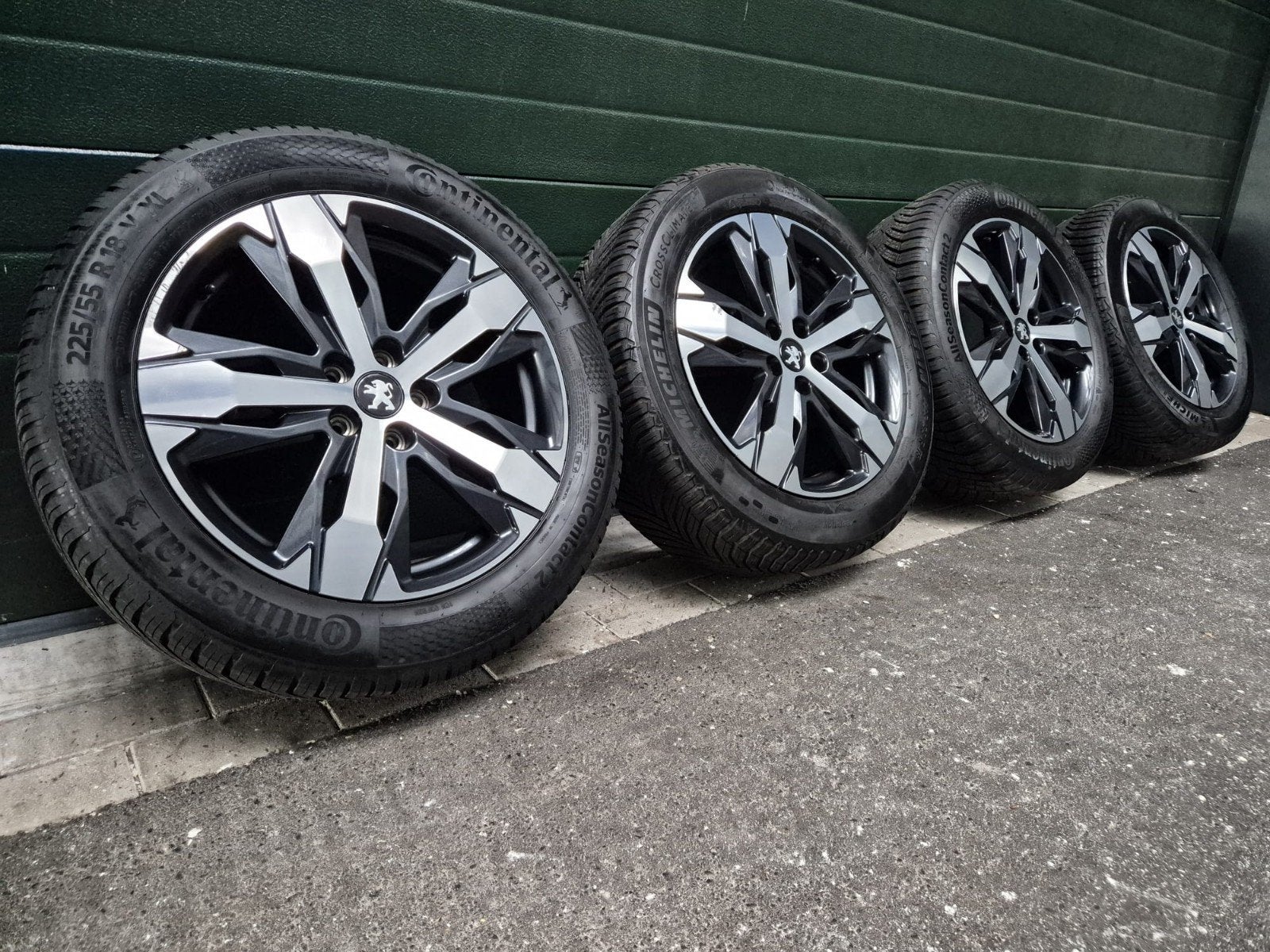 5x108/18 inch Orgineel Peugeot Velgen Met Allseason banden, Ophalen, 18 inch, All Season, 225 mm