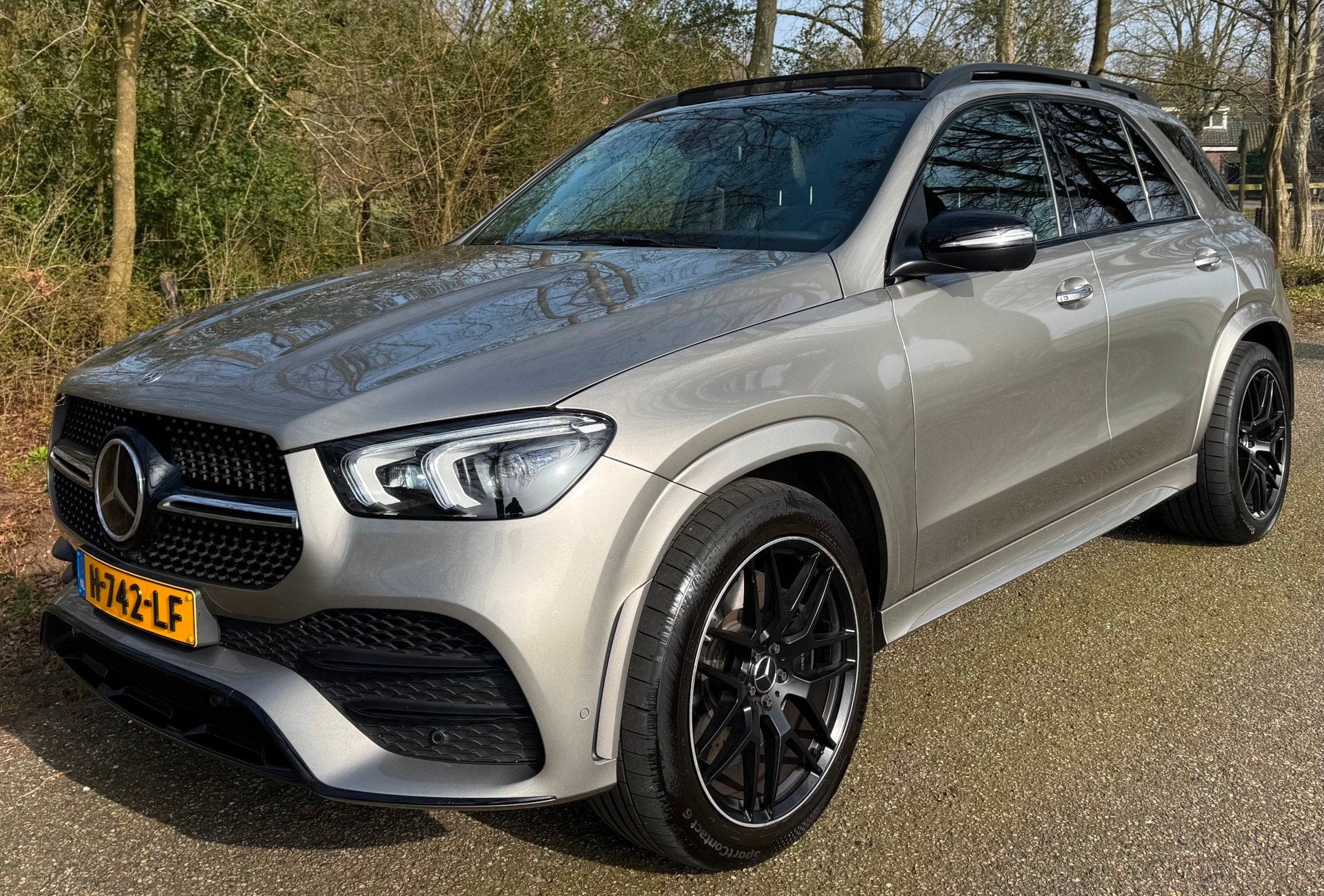 Mercedes-Benz GLE-klasse 450 4MATIC AMG PANO BURMEISTER TREK, Auto's, Automaat, Dealer onderhouden, Gebruikt, 367 pk