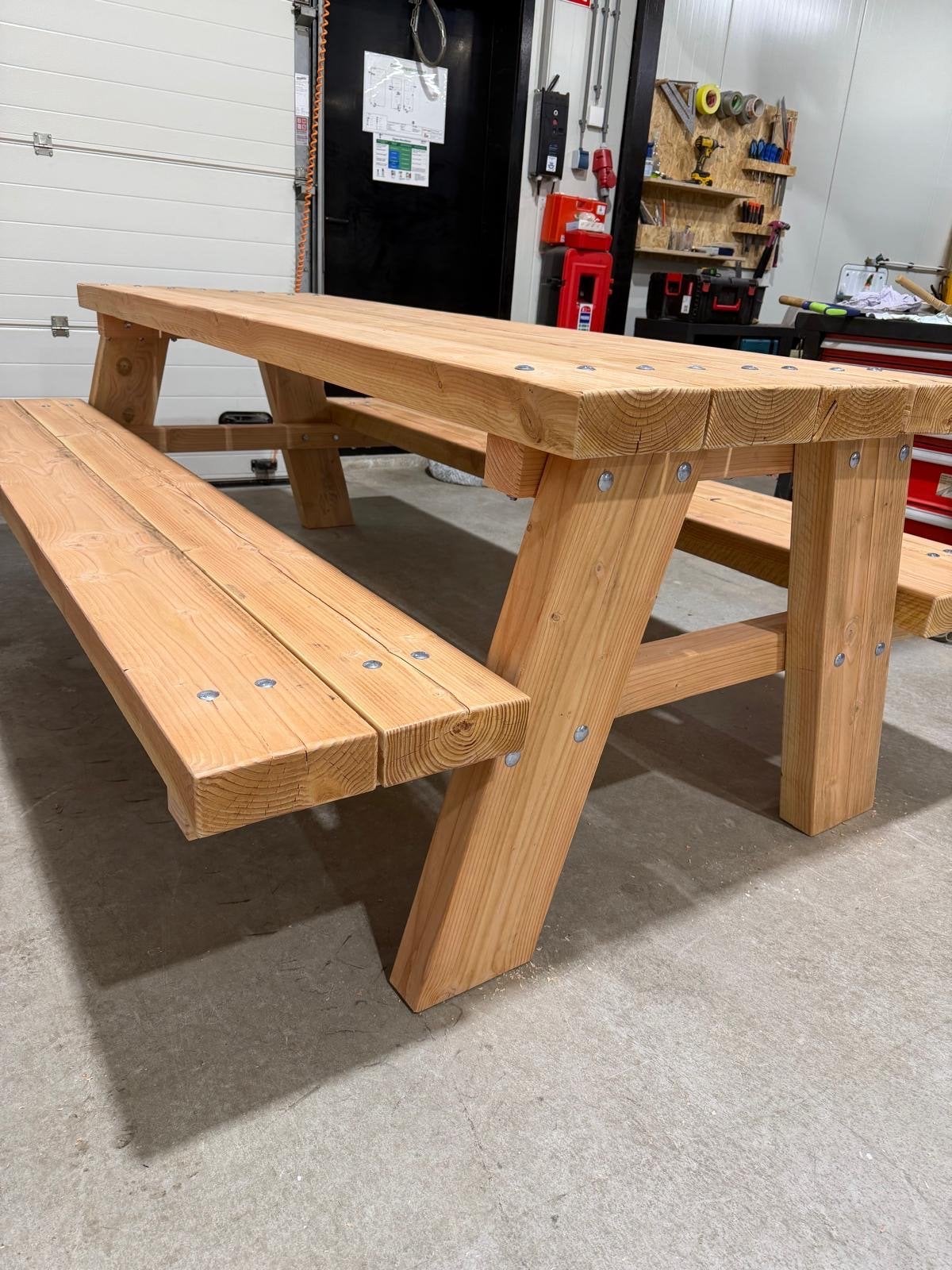 Nieuwe houten picknicktafel – Douglas beits, Ophalen, Nieuw, Rechthoekig, Hout
