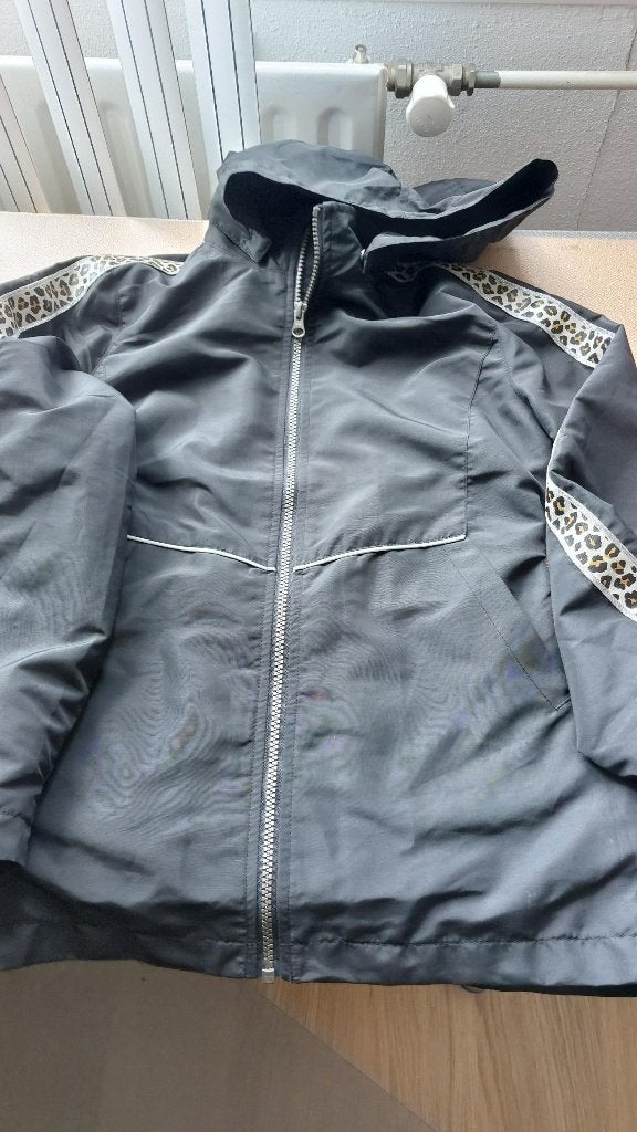 Zomerjasje zwart maat 146, Kinderen en Baby's, Kinderkleding | Maat 146, Meisje, Ophalen of Verzenden, Zo goed als nieuw, Name It