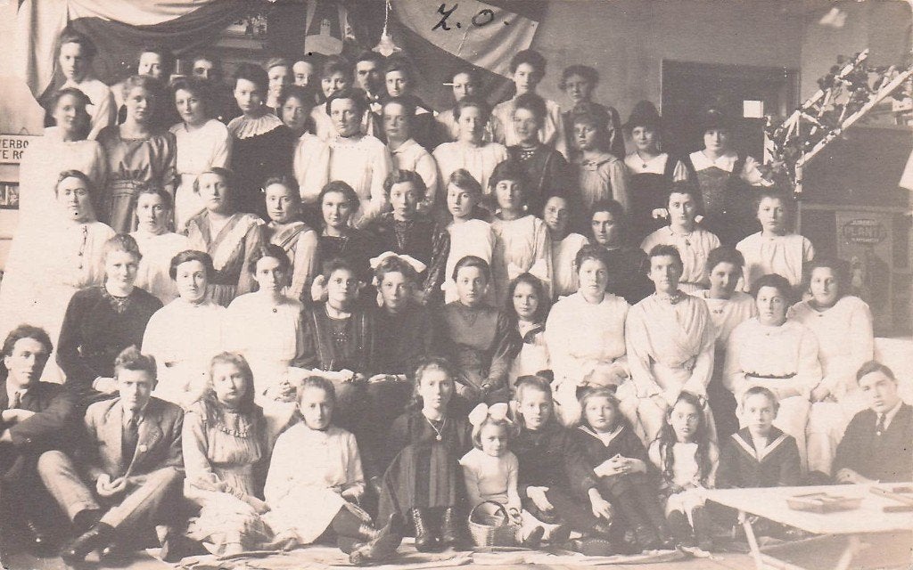Overschie FOTOKAART - Groepsfoto Bazaar Groene Kruis 1919, Ophalen of Verzenden, Voor 1920, Ongelopen, Zuid-Holland
