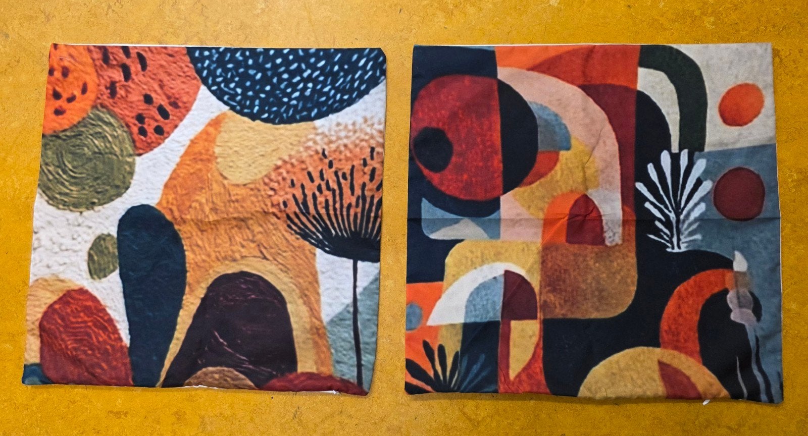NIEUWE kussenhoes " ABSTRACT", Huis en Inrichting, Meerkleurig, Nieuw, Ophalen of Verzenden, Vierkant