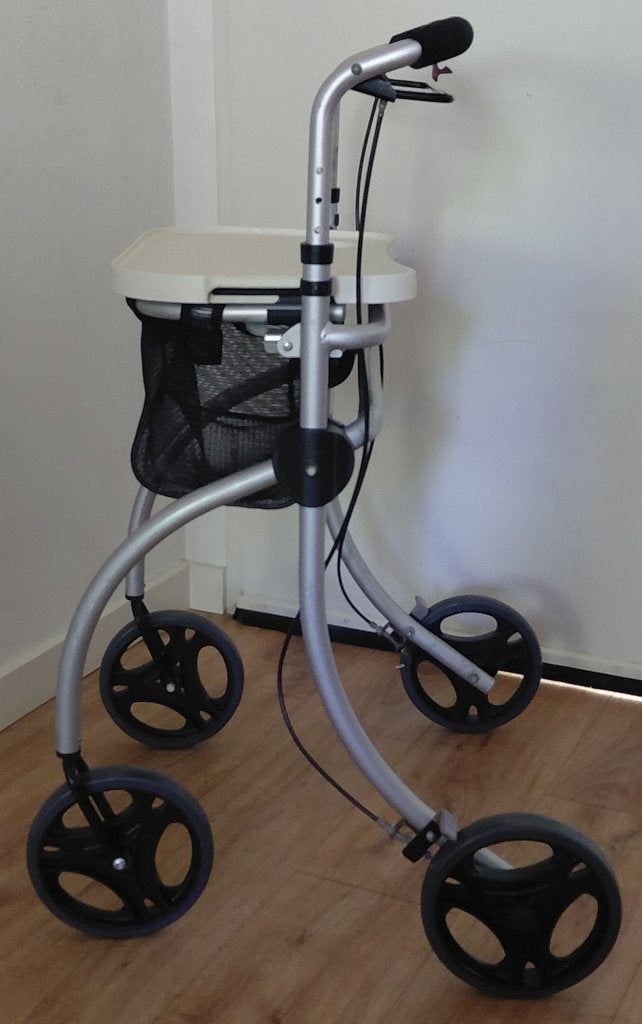 Rollator voor binnen Drive Roomba + Dienblad + mandje 6.2 kg, Diversen, Rollators, Ophalen, Opvouwbaar, Zo goed als nieuw