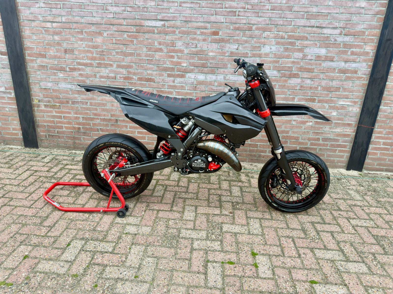 Husqarvana te 125 supermoto, Overige merken, Zo goed als nieuw, 5 versnellingen, 125 cc