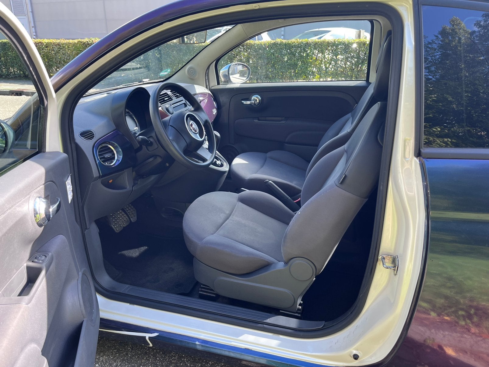 Foto 10 van Unieke Fiat 500 Automaat | Kameleon & Sterrenhemel Dak!