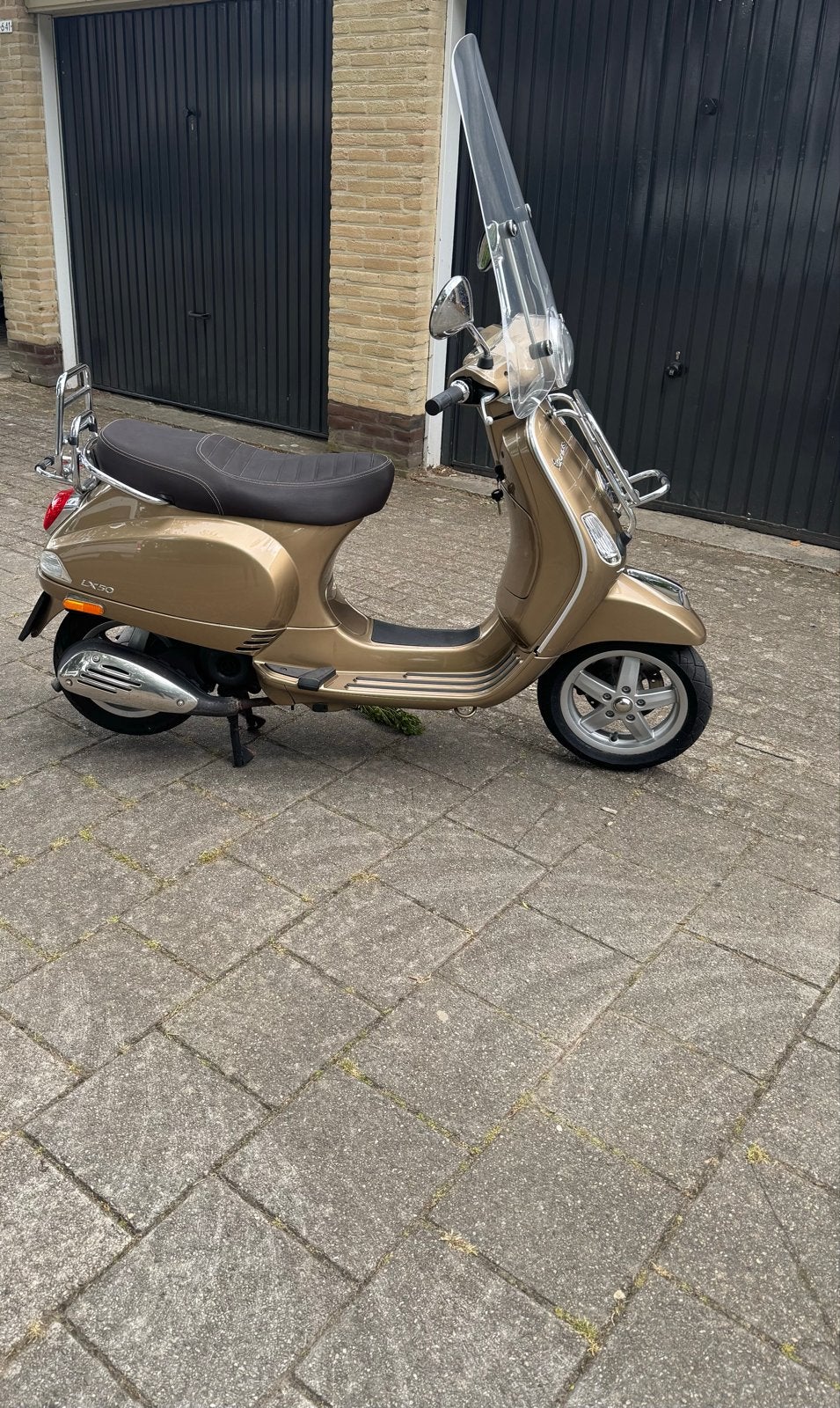 Vespa LX 50 - Luxe Scooter in Bronskleur, Fietsen en Brommers, Scooters | Vespa, Ophalen, Maximaal 45 km/u, Zo goed als nieuw
