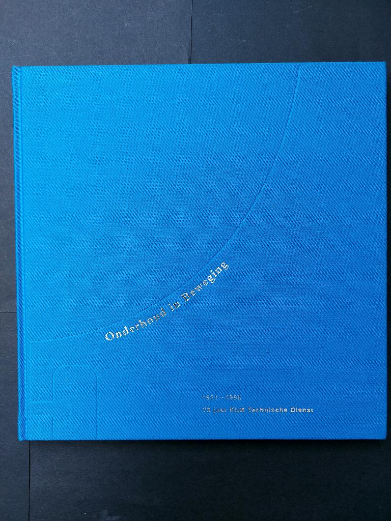 KLM boek Onderhoud in Beweging (BK375), Ophalen of Verzenden, Zo goed als nieuw, Boek of Tijdschrift