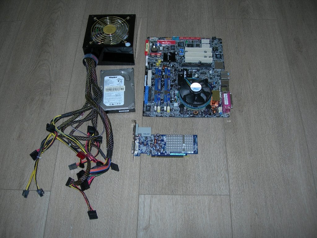 Moederbord Asus P5AD2-E met toebehoren, Computers en Software, Moederborden, Gebruikt, DDR2, ATX, Intel