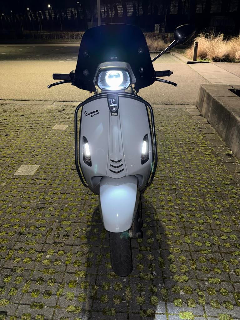 Vespa Sprint IGET 2018 - Goed onderhouden scooter, Fietsen en Brommers, Ophalen, Gebruikt, Maximaal 45 km/u, Vespa S
