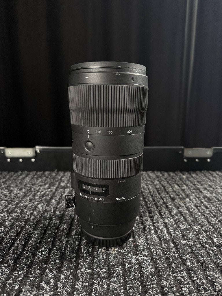 Sigma 70-200 1:2.8 - EF mount, Audio, Tv en Foto, Fotografie | Lenzen en Objectieven, Ophalen, Gebruikt, Telelens