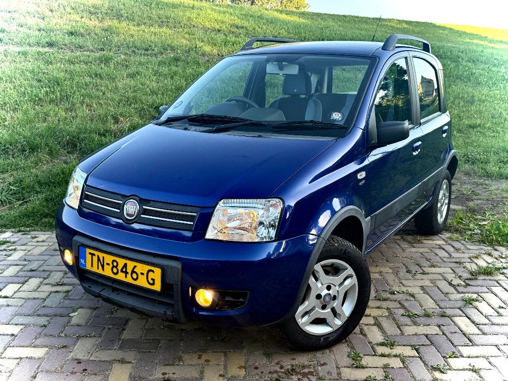 Fiat Panda 1.2 4X4 Climbing 2009 Weinig Km Stuur rechts! APK, Auto's, Fiat, 40 €/maand, 1242 cc, Bedrijf, Handgeschakeld