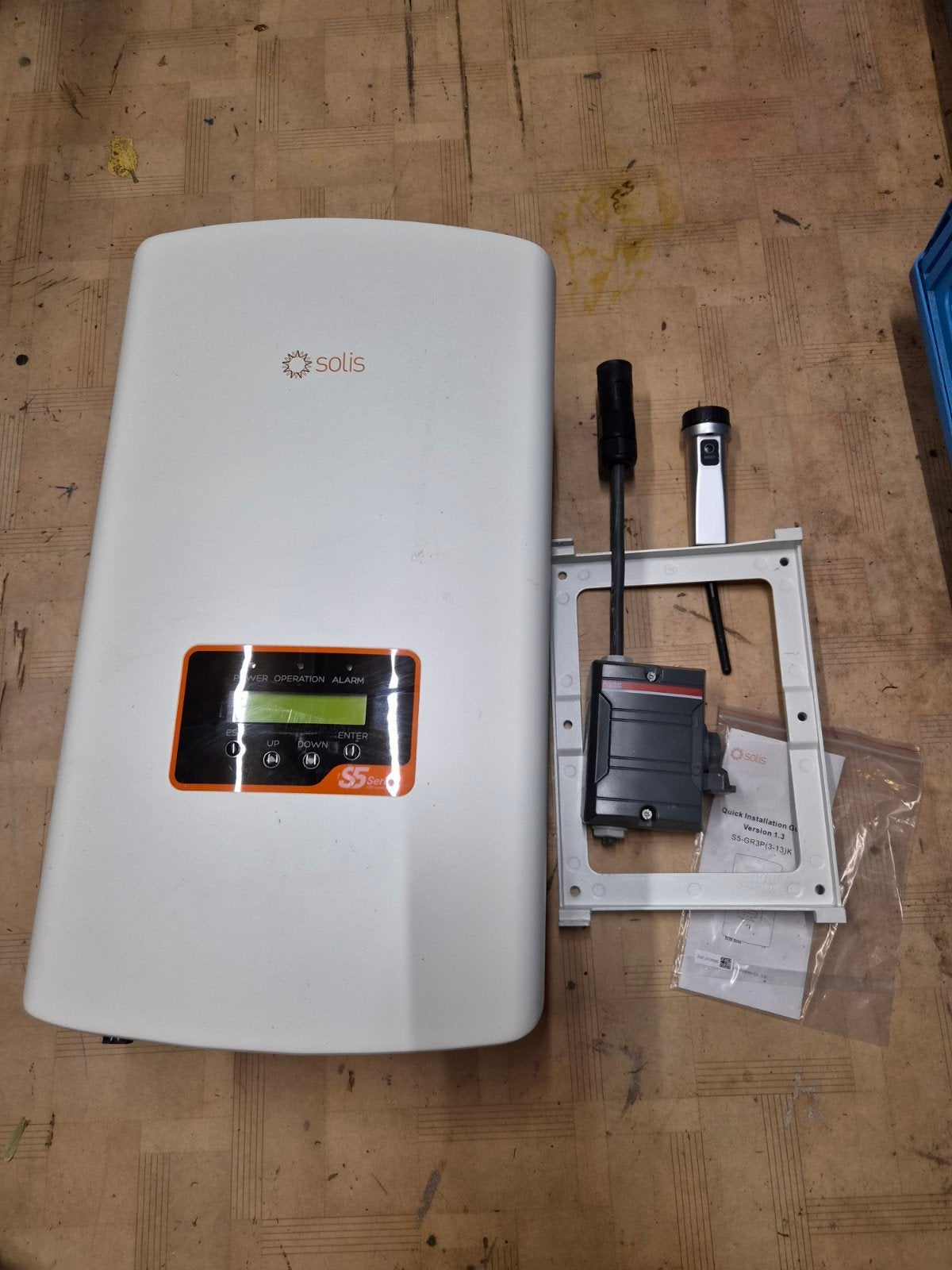 Solis S5-GR3P5K  + Growatt 3600mtl-s omvormers, 4 en 8 jaar, Ophalen, Gebruikt, Overige typen, 200 wattpiek of meer