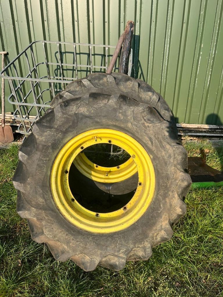 John Deere onderdelen: band, vooras, motoronderdelen, Ophalen