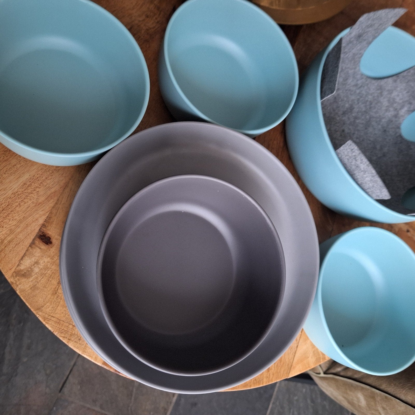 Kunststof kommen en borden set, Huis en Inrichting, Keuken | Servies, Ophalen of Verzenden, Gebruikt, Kunststof, Bord(en)
