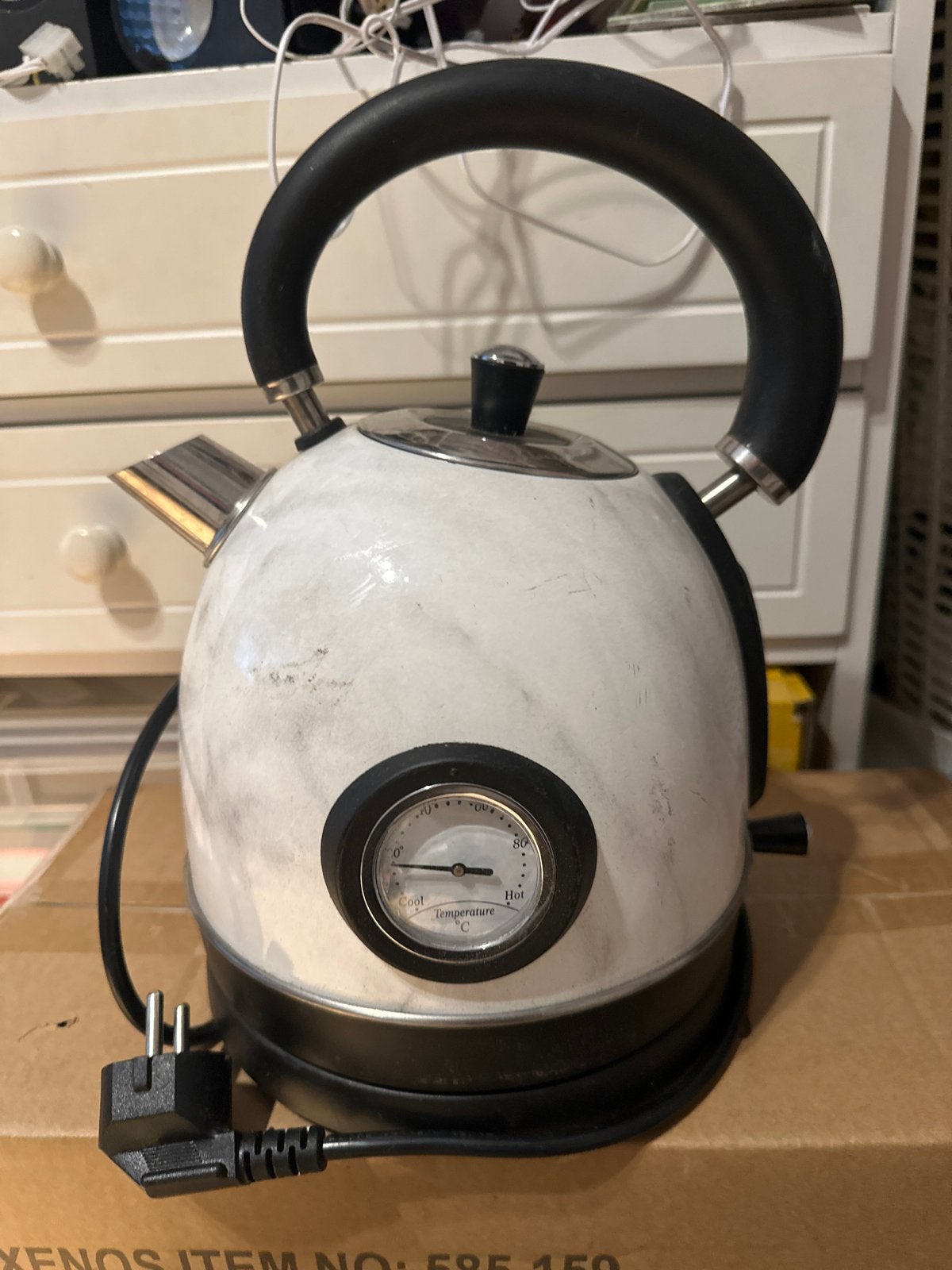 Stijlvolle waterkoker met temperatuurmeter, 1 tot 2 liter, Ophalen of Verzenden, Gebruikt, Draadloos