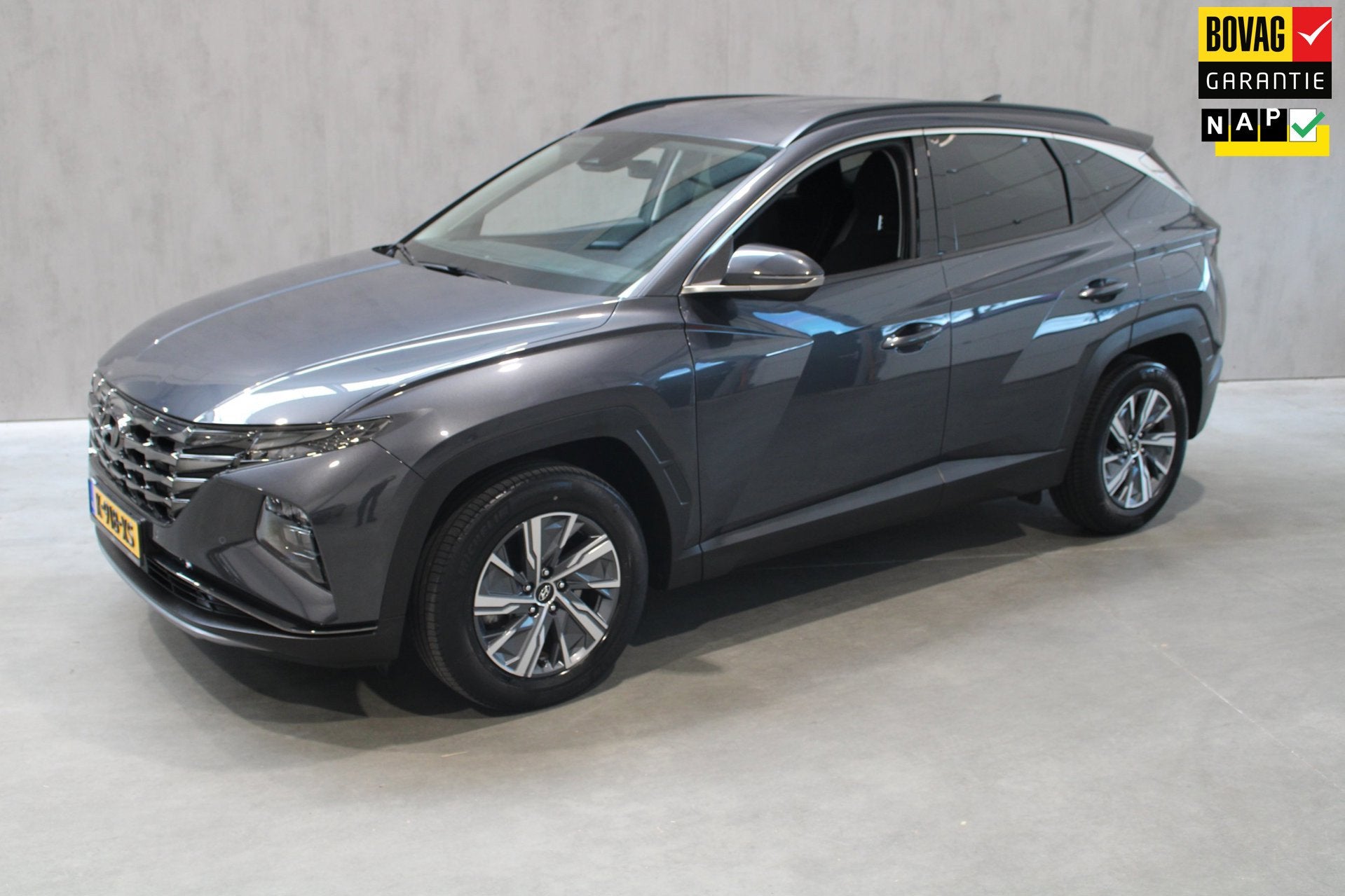 Hyundai Tucson 1.6 T-GDI HEV Comfort Camera Prijs is Rijklaa, Auto's, 12 maanden, Gebruikt, Euro 6, 4 cilinders
