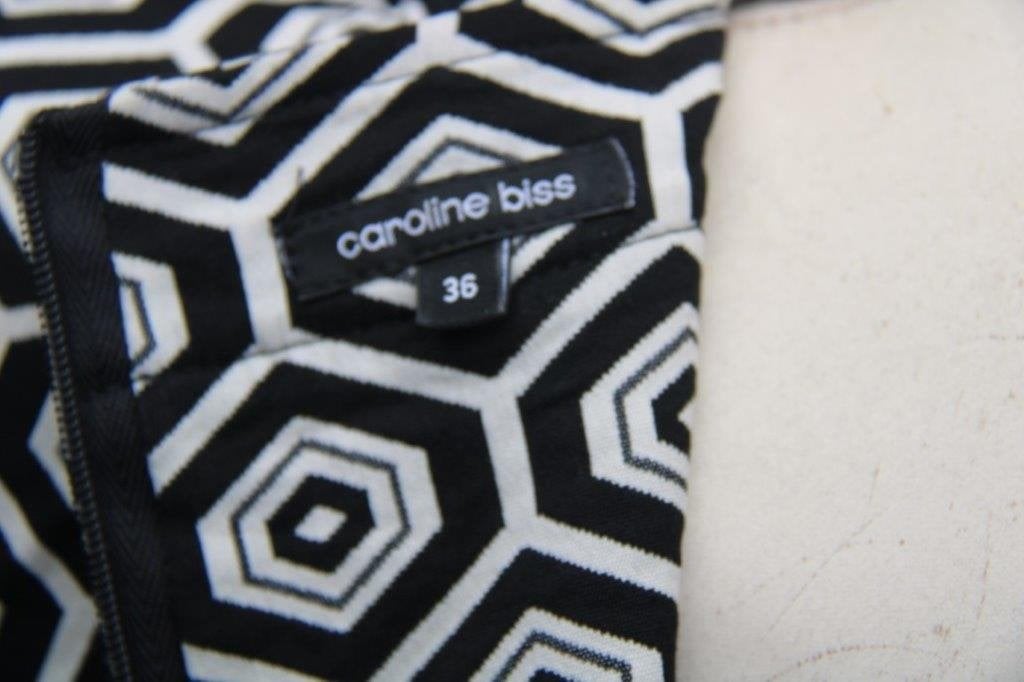 Jurk zwart/ offwhite Caroline Biss mt 36 Vaste prijs OPRUIMI, Zwart, Ophalen of Verzenden, Zo goed als nieuw, Knielengte
