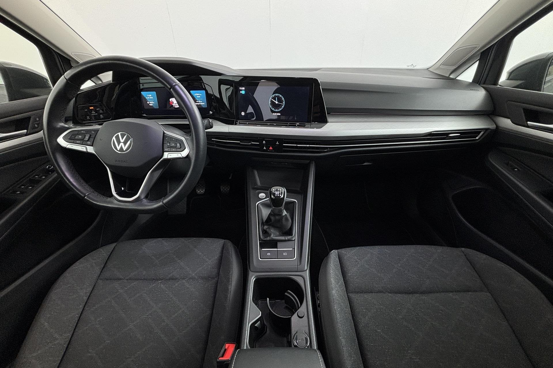 Volkswagen Golf 1.0 TSI Life Zuinige en Jonge Golf met Handg, Auto's, Voorwielaandrijving, Stof, Gebruikt, 620 kg