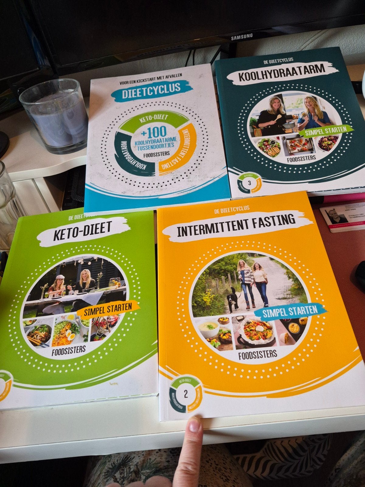 De Dieetcyclus: Keto, Koolhydraatarm, Intermittent Fasting, Ophalen of Verzenden, Zo goed als nieuw, Dieet en Voeding, Foodsisters