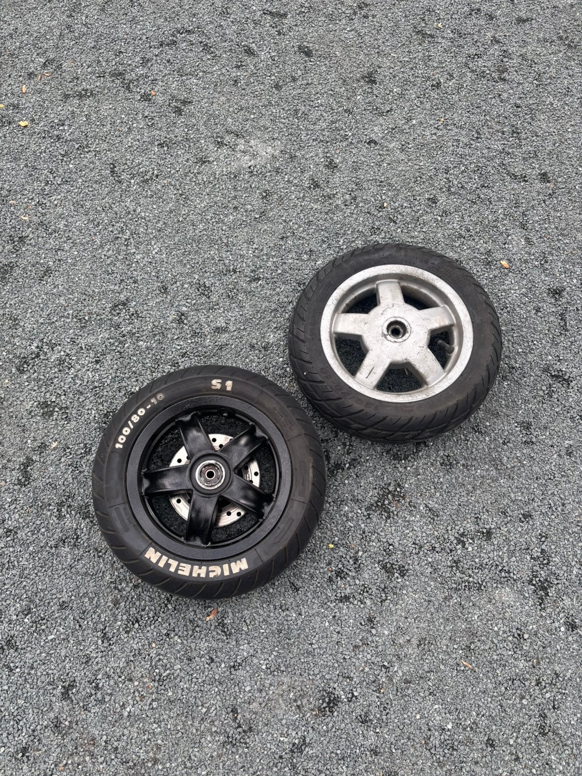 10 inch Voor + Achter Scooter wielen, Ophalen of Verzenden, Zo goed als nieuw, Overige typen, Piaggio