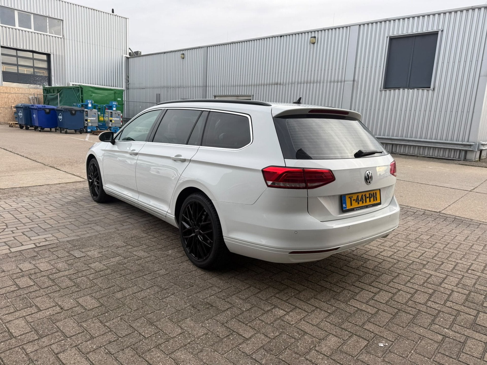 Volkswagen Passat Variant 1.6 TDI Comfortline (bj 2018), Auto's, Stof, Euro 6, 4 cilinders, Wit