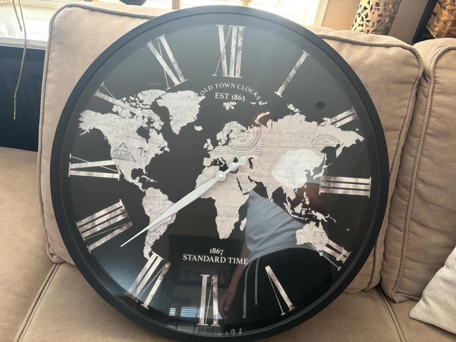 Grote wandklok met wereldkaart design - Old Town Clocks, Ophalen, Vintage, Analoog, Werkt op batterijen