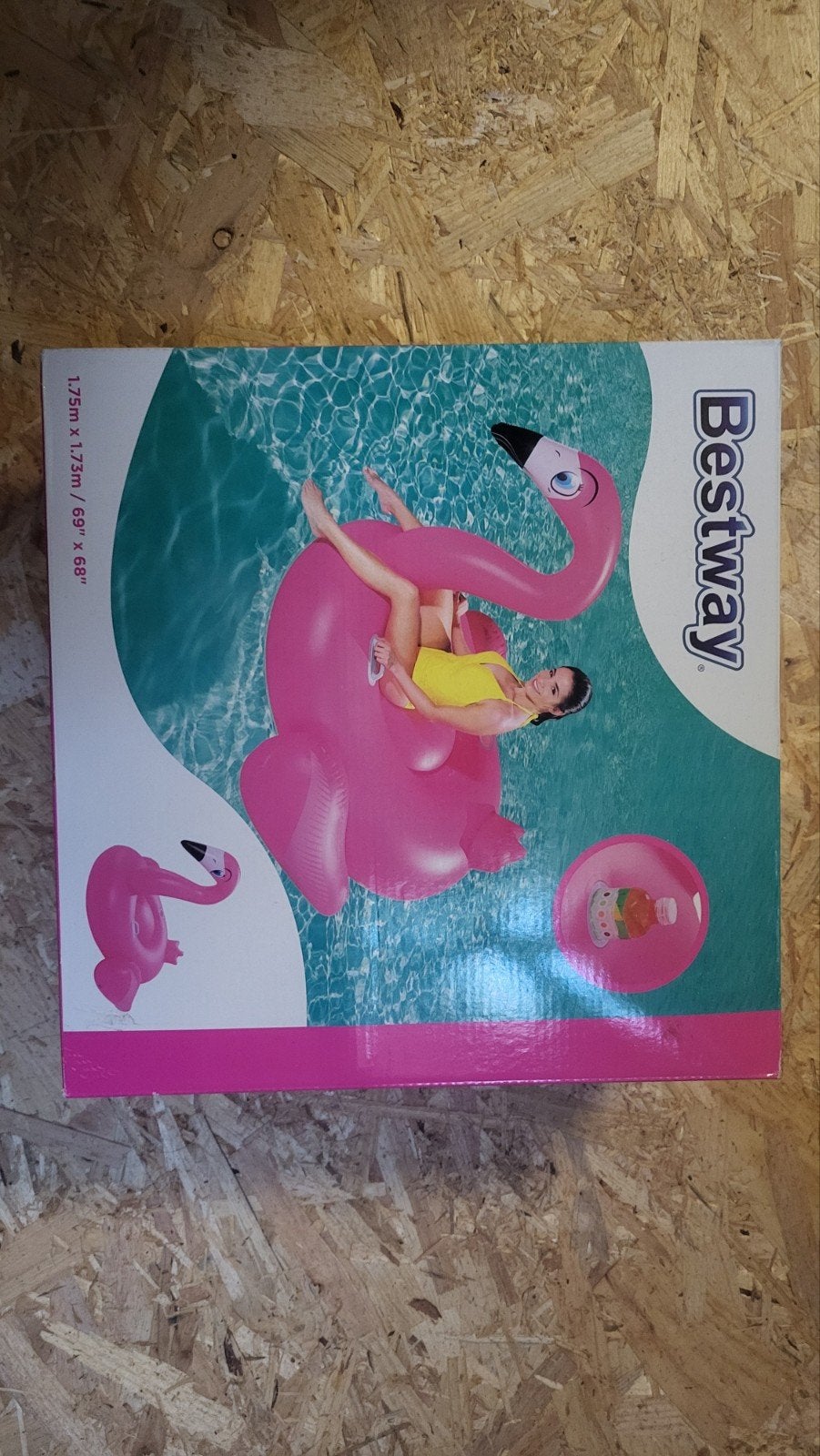 Opblaasflamingo, Ophalen