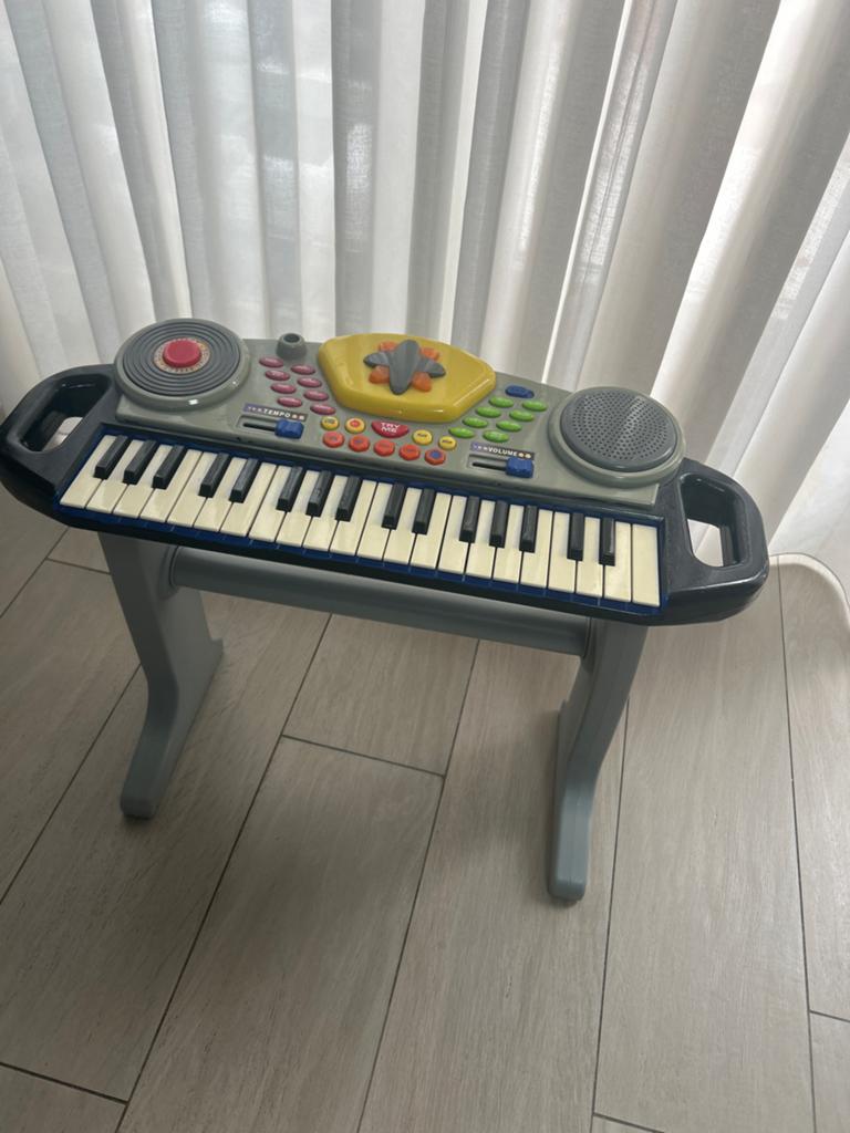 Kinder piano, Ophalen of Verzenden, Gebruikt, Overige typen