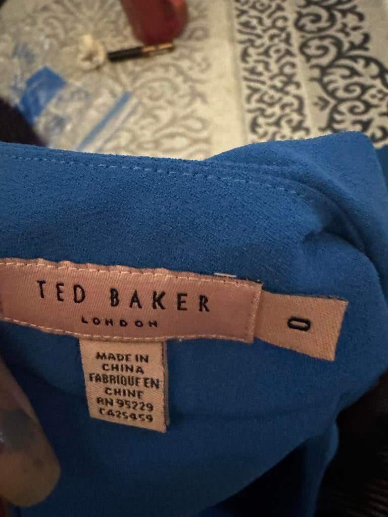 Ted Baker blauw topje, Kleding | Dames, Tops, Blauw, Ophalen of Verzenden, Zo goed als nieuw, Korte mouw