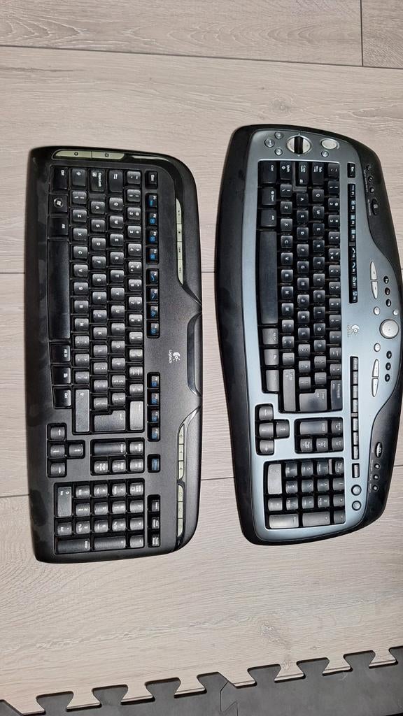 Logitech Ergonomische Toetsenborden (2 stuks), Computers en Software, Gebruikt, Logitech, Ophalen of Verzenden, Draadloos