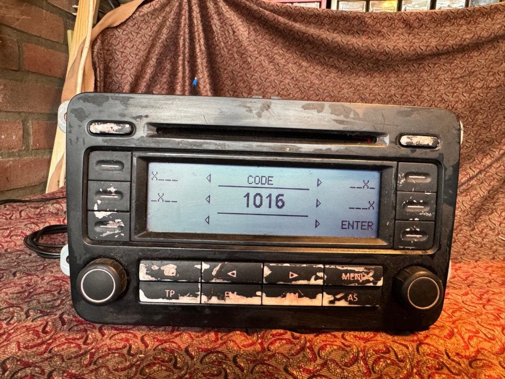 Origineel VW,SKODS ,SEAT Auto Radio Met code, Ophalen of Verzenden, Gebruikt