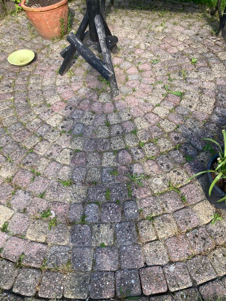 Terrasje rond, Ophalen, Gebruikt, Klinkers, 5 tot 10 m²
