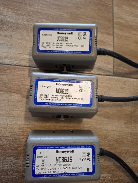 3x Honeywell VC8615 2-weg zoneklep motor 24V, Ophalen of Verzenden, Gebruikt