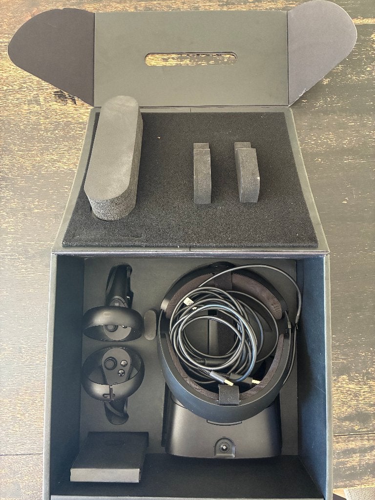 Oculus Rift S VR-headset – compleet en werkend, Ophalen of Verzenden, Zo goed als nieuw, VR-bril, Pc