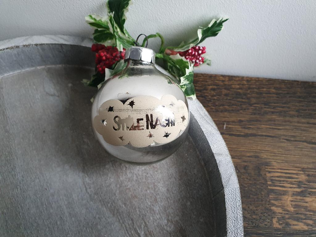 Vintage kerstbal zilver stille nacht 278, Diversen, Kerst, *, Gebruikt, *, Ophalen of Verzenden