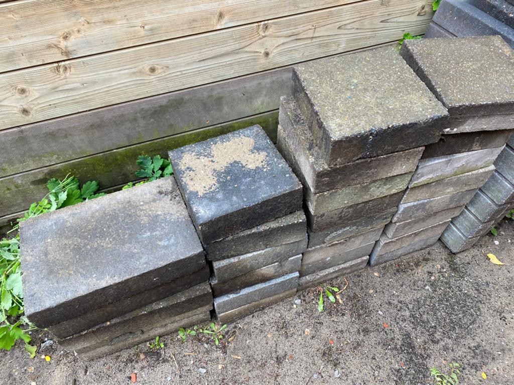 GRATIS OP TE HALEN - tuintegels diverse maten, Ophalen, Gebruikt, Beton, Terrastegels