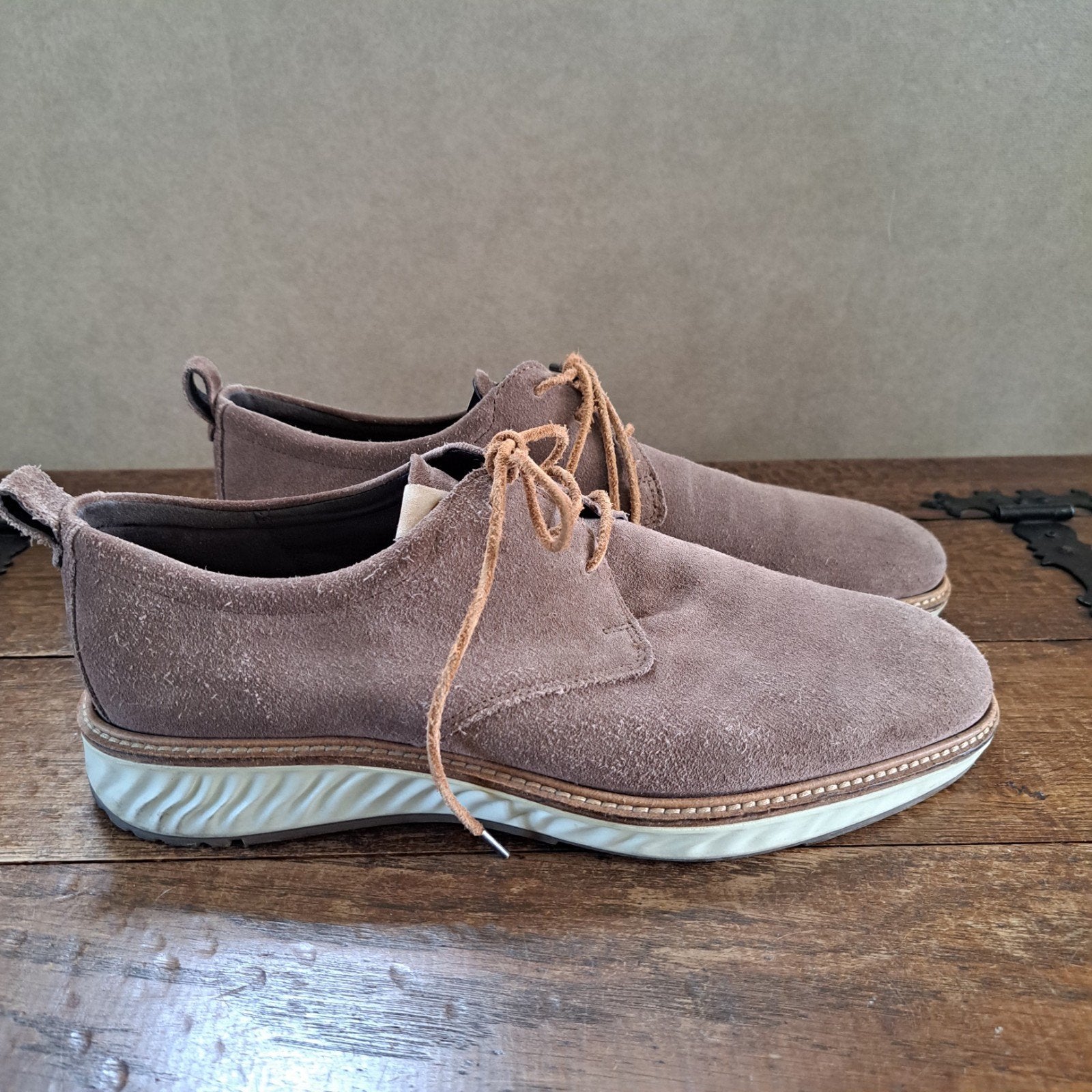 Ecco beige suede schoenen mt. 46, Ecco, Bruin, Ophalen of Verzenden, Zo goed als nieuw