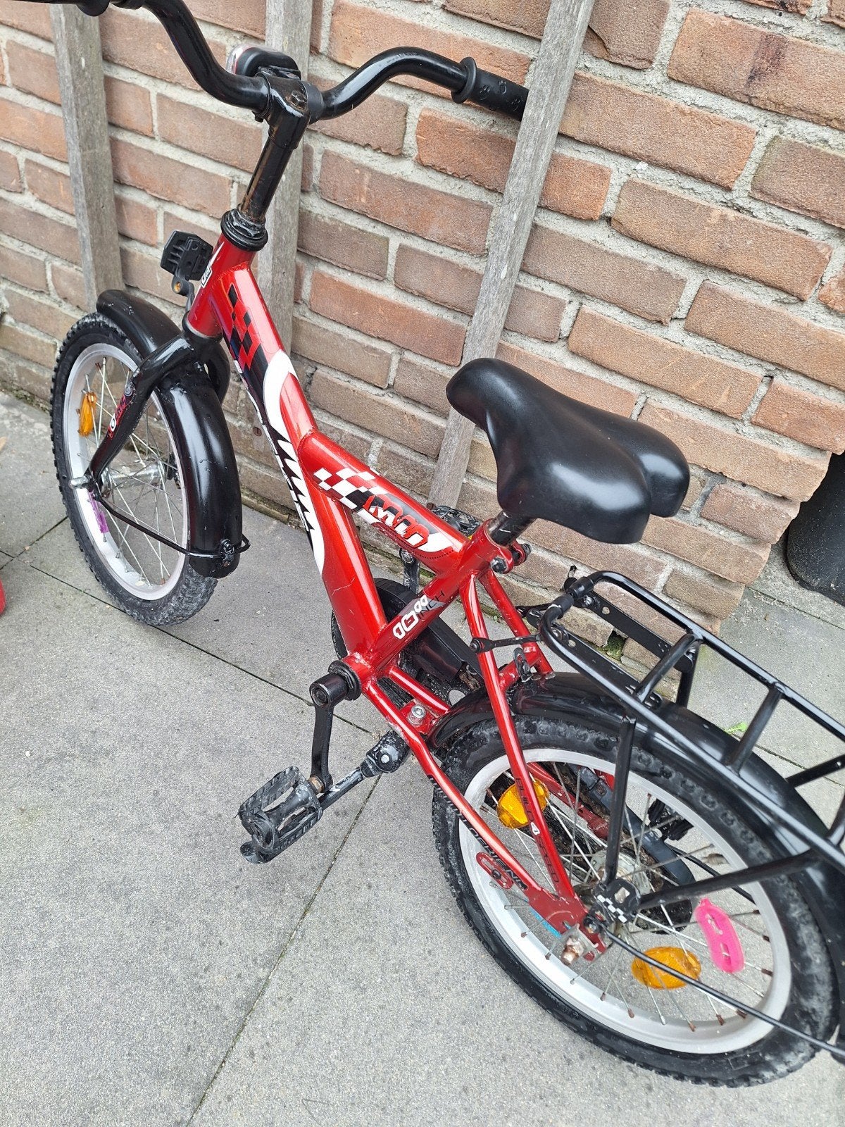 16 inch kinderfiets - Perfect voor de jonge fietser!, Ophalen, Terugtraprem, Loekie, 16 tot 20 inch