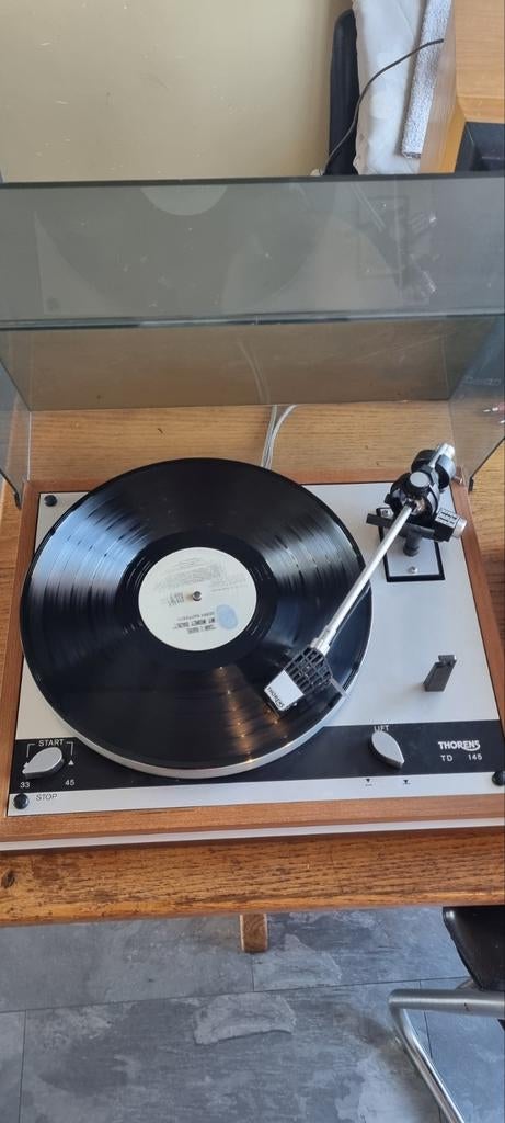 THORENS TD 145 platenspeler., Ophalen, Gebruikt, Thorens