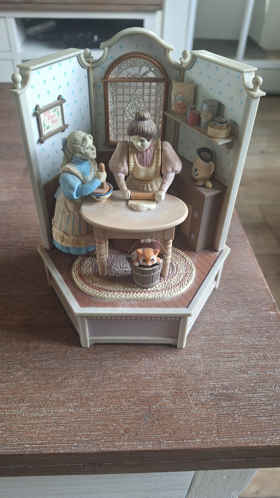 Te koop mooie oude speeldoos met bewegende delen, Ophalen of Verzenden