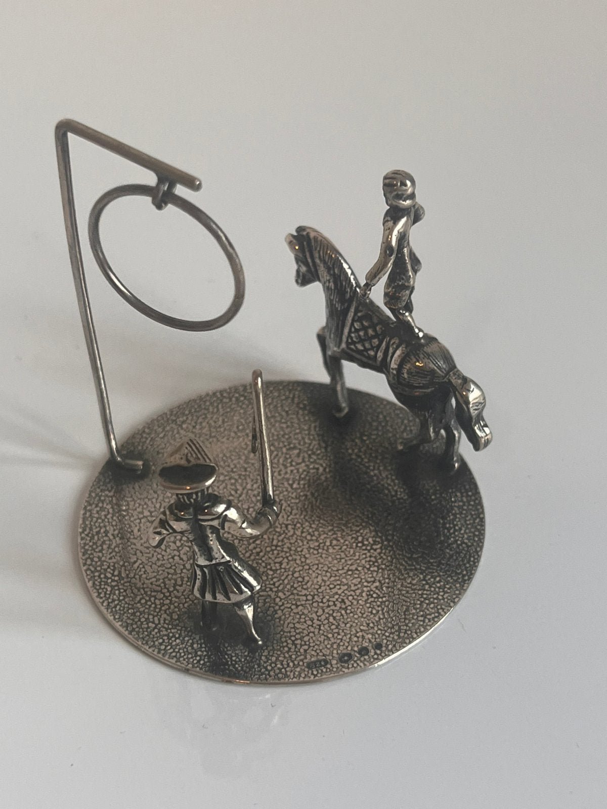 Miniatuur zilveren circus acrobaat op paard, Ophalen of Verzenden