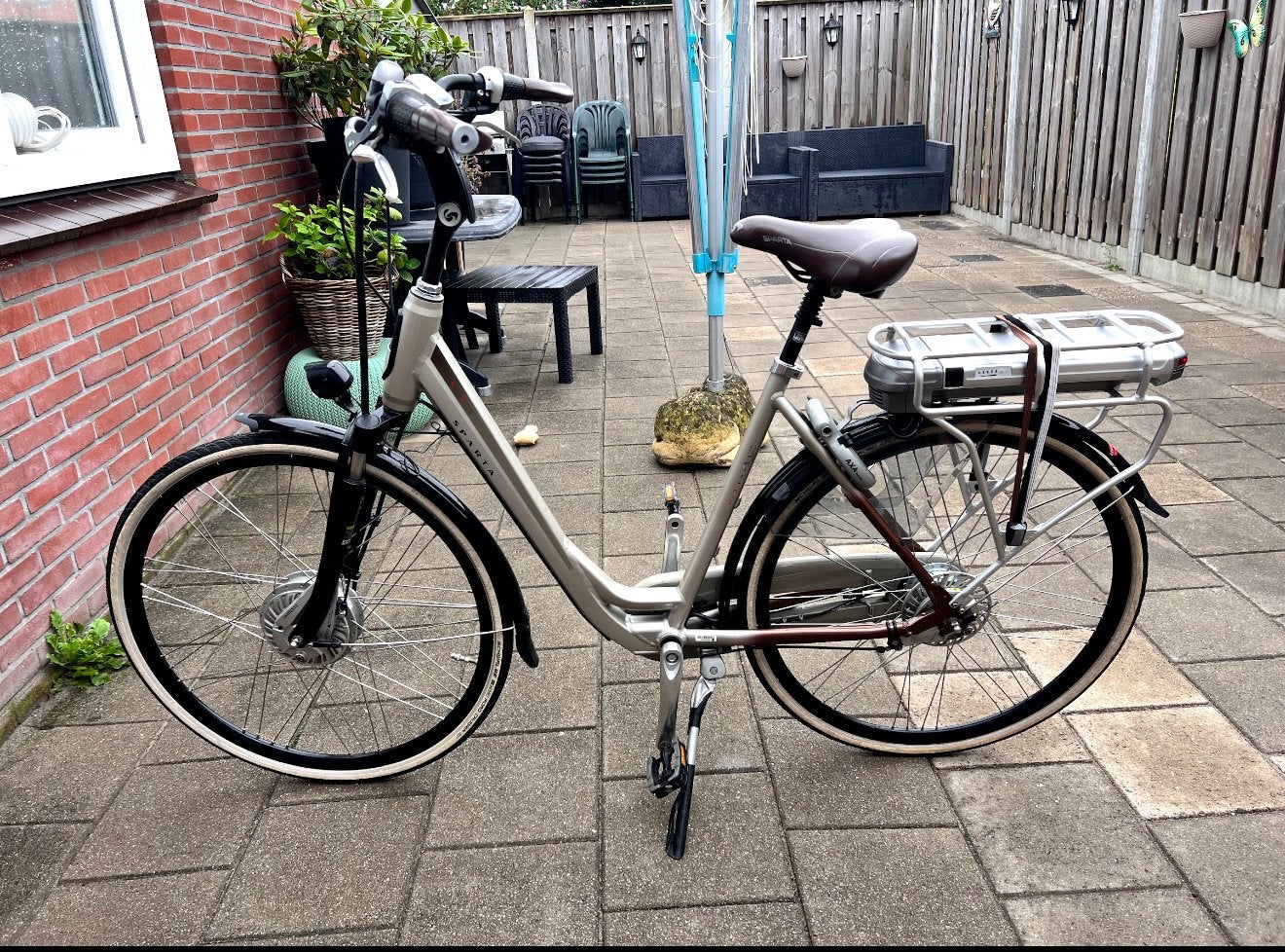 Electrische fiets  ( sparta ), Ophalen, Minder dan 30 km per accu, Sparta, Gebruikt