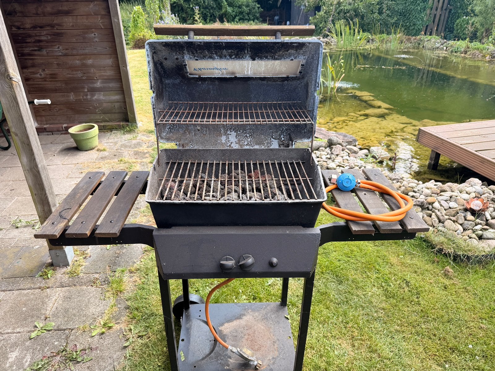 BBQ inc nieuwe gas slang, Tuin en Terras, Ophalen, Zo goed als nieuw