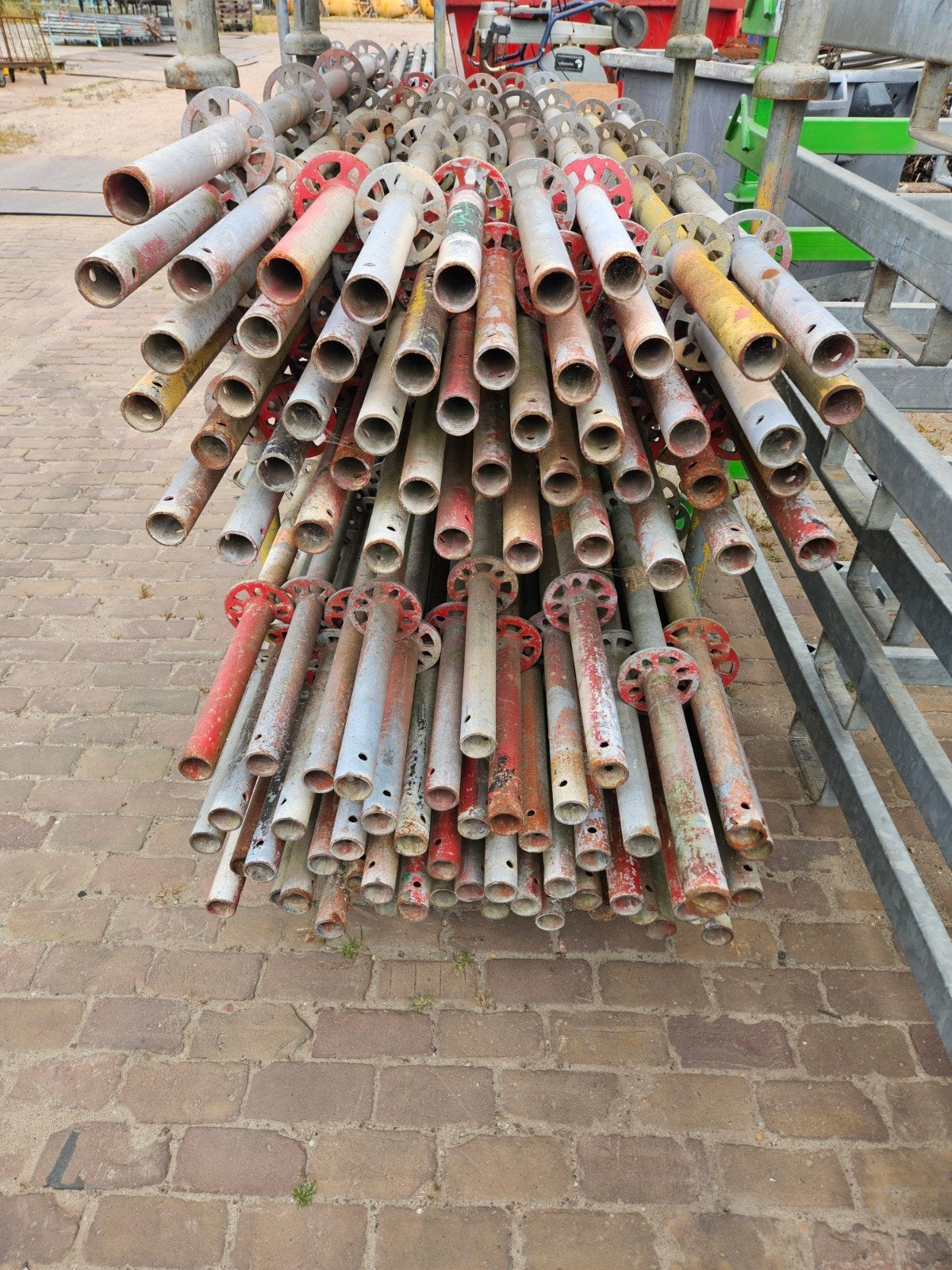 layher staanders 2 mtr zonder pen (Ring 50), Doe-het-zelf en Verbouw, Steigers, Ophalen, Gebruikt, ., Minder dan 2 meter