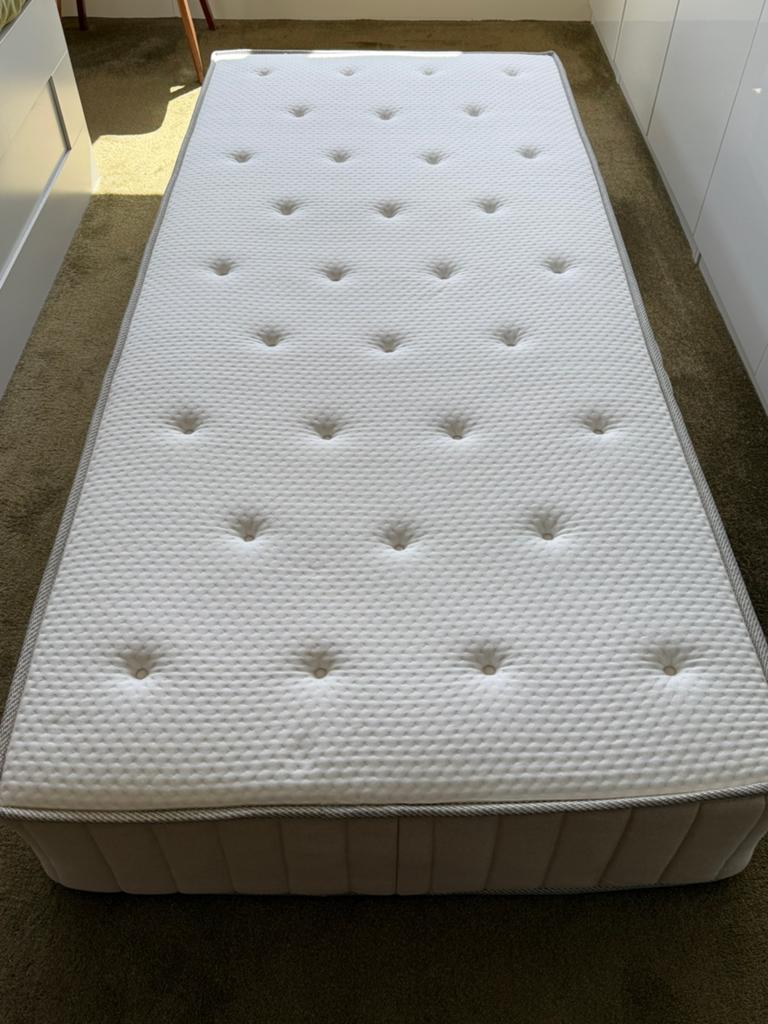 Zo goed als nieuw Ikea Vatnestrom matras 90x200, Ophalen, 90 cm, Eenpersoons, Zo goed als nieuw
