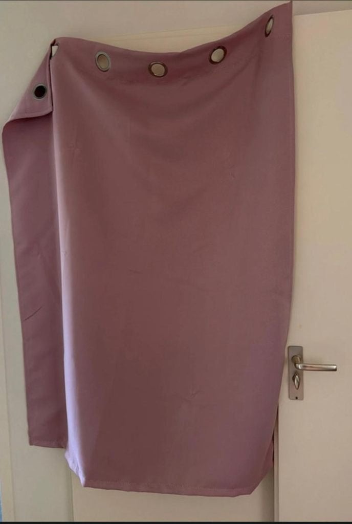 Curtains, Verzenden, Zo goed als nieuw