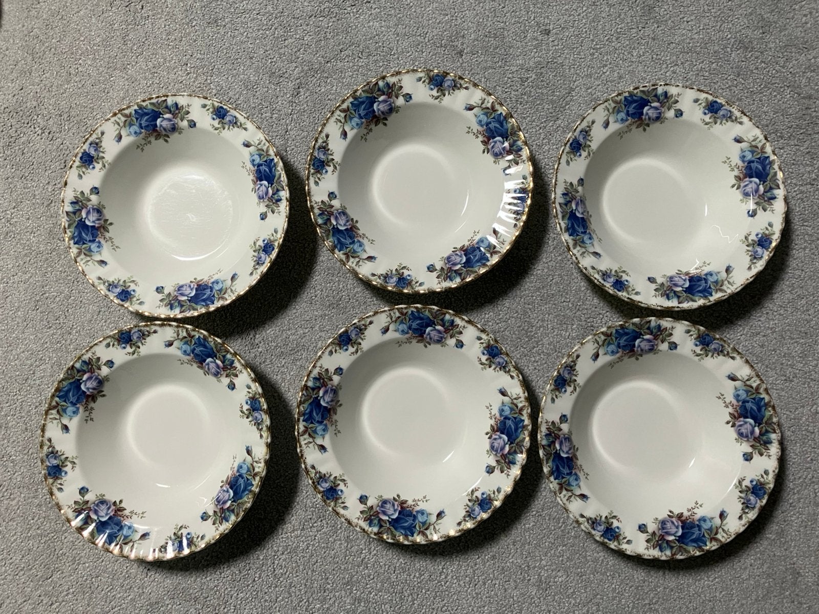 Royal Albert Moonlight Rose diep bord, Ophalen