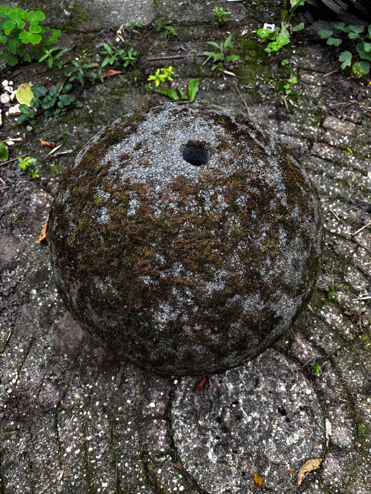 Betonnen waterbol 43 cm + metalen rek + speciekuip, Tuin en Terras, Ophalen, Gebruikt, Beton, Waterornament
